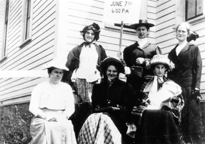 1912 Bothell High School graduates--Sarah Simonds front center